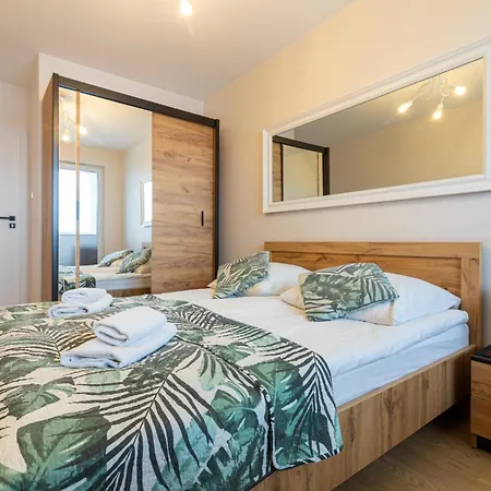 Apartament Z Dwoma Sypialniami I Z Miejscem Postojowym Białystok Zewnętrze zdjęcie