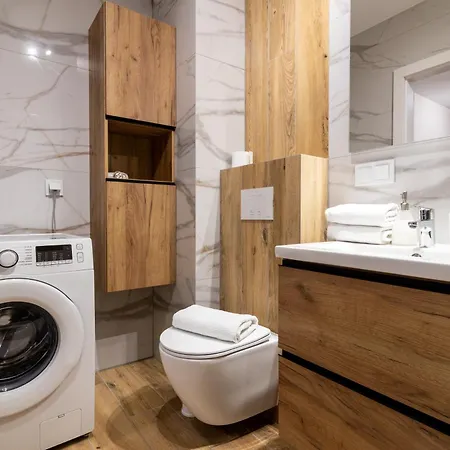 Apartament Z Dwoma Sypialniami I Z Miejscem Postojowym Białystok Zewnętrze zdjęcie
