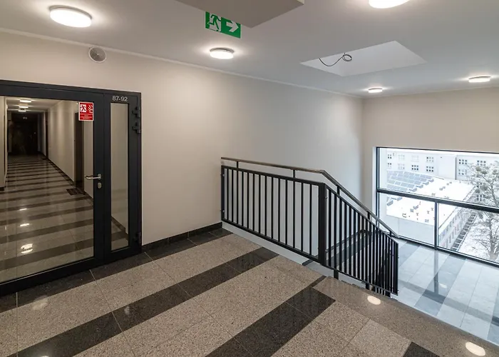 Apartament Z Dwoma Sypialniami I Z Miejscem Postojowym